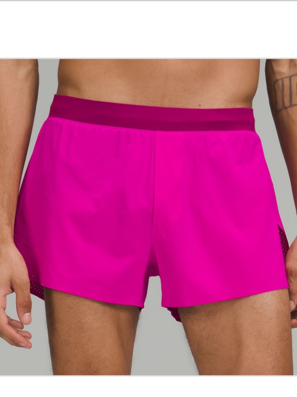 NWT Lululemon Fast and Free Short 3" - M